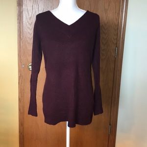 Ladies v neck sweater